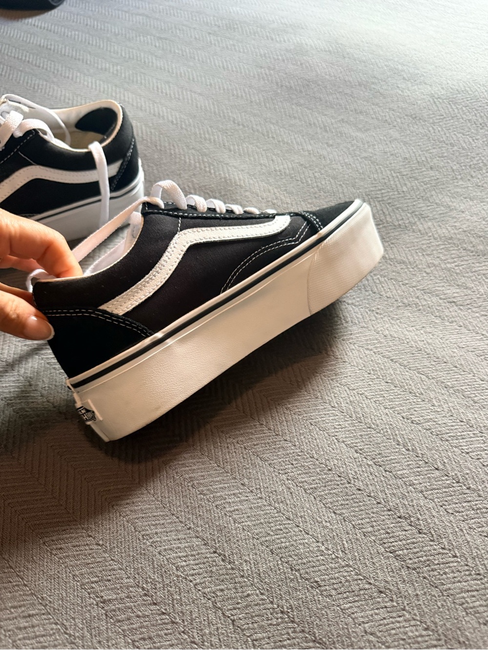 Vans Old Skool Stackform Sneaker in Black and White - Picture 4 of 9